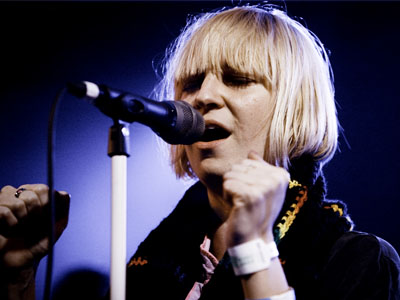 5 фактов о создании клипа "Chandelier" певицы Sia